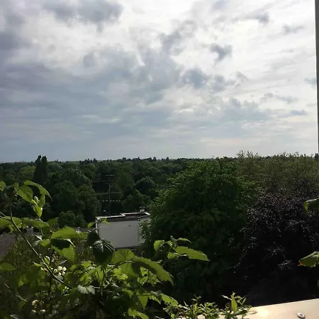 Schoenes Mit Grossem Balkon Daire